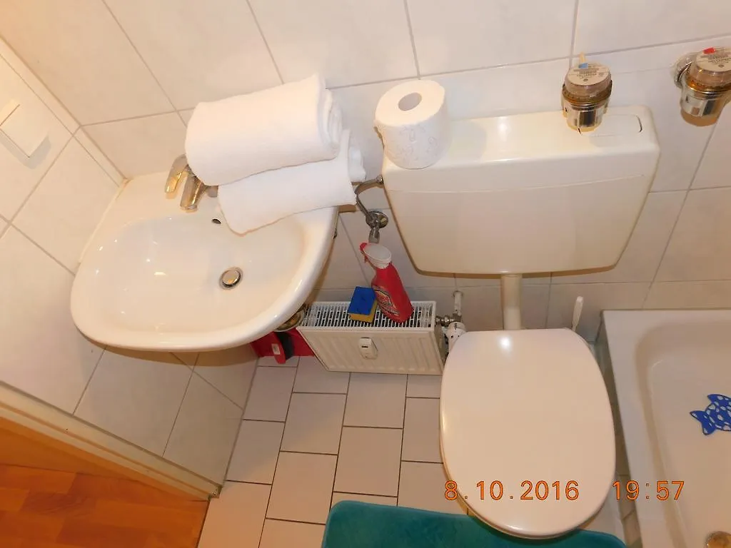 פרנקפורט Frankfurt Apartment Near European Central Bank 0*,  גרמניה