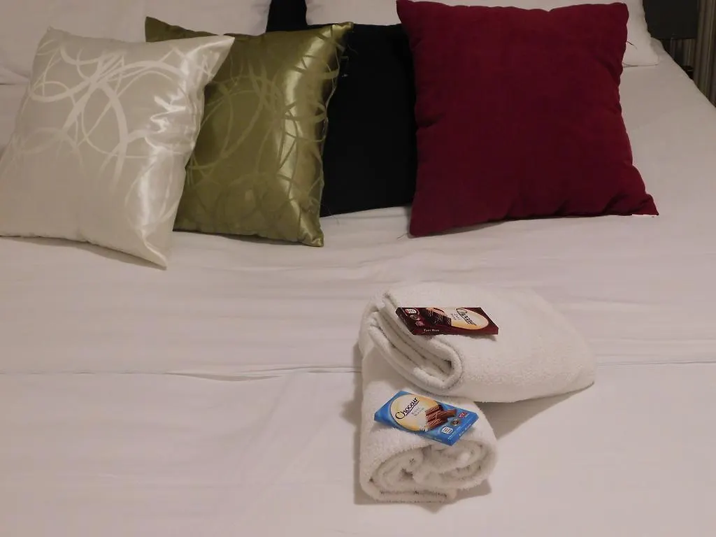 פרנקפורט Frankfurt Apartment Near European Central Bank